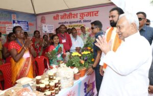 समृद्धि यात्रा के तीसरे चरण में पूर्णिया-कटिहार पहुंचे