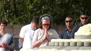 राजीव गांधी की पुण्यतिथि पर कांग्रेस नेताओं ने दी श्रद्धांजलि
