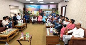 टीएमसी में बड़ी टूट: 20 बागी सांसद एनसीपीआई में