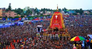 रथ यात्रा में भगदड़ जैसे हालात,