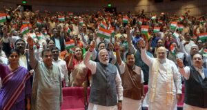 मंगल मिलन’ में पीएम मोदी का NDA सांसदों ने