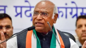 SIR विवाद पर खड़गे का हमला