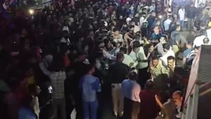 गांधीनगर में निर्माणाधीन इमारत का स्लैब गिरा