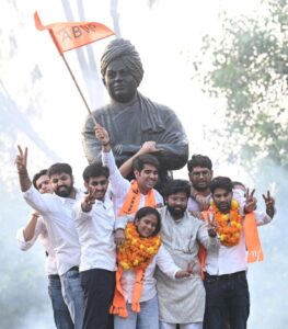 DUSU चुनाव में ABVP