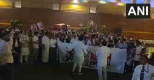 ज्ञानेश कुमार के खिलाफ विपक्ष का मार्च